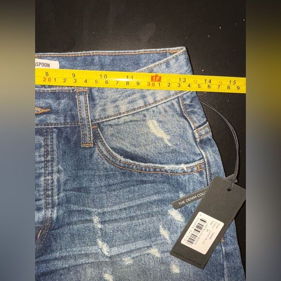 One x Teaspoon Lucky Blue Bonita High Waist Distressed Denim Shorts Size 26 NWT - Picture 8 of 10